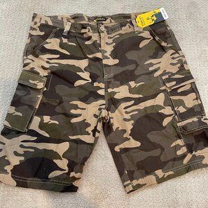 Stanley Camouflage Cargo Shorts Men's size 40 NEW